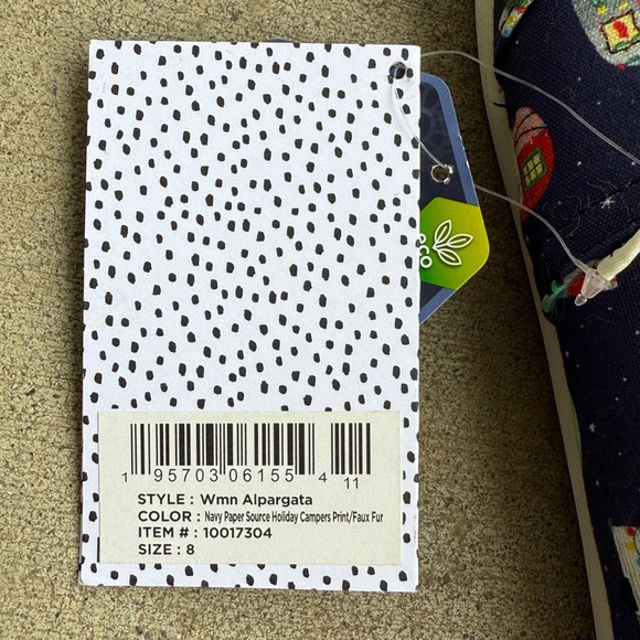 TOMS Faux Fur Lined Alpargata in Holiday Camper Print NWT Size 8 - Picture 10 of 15